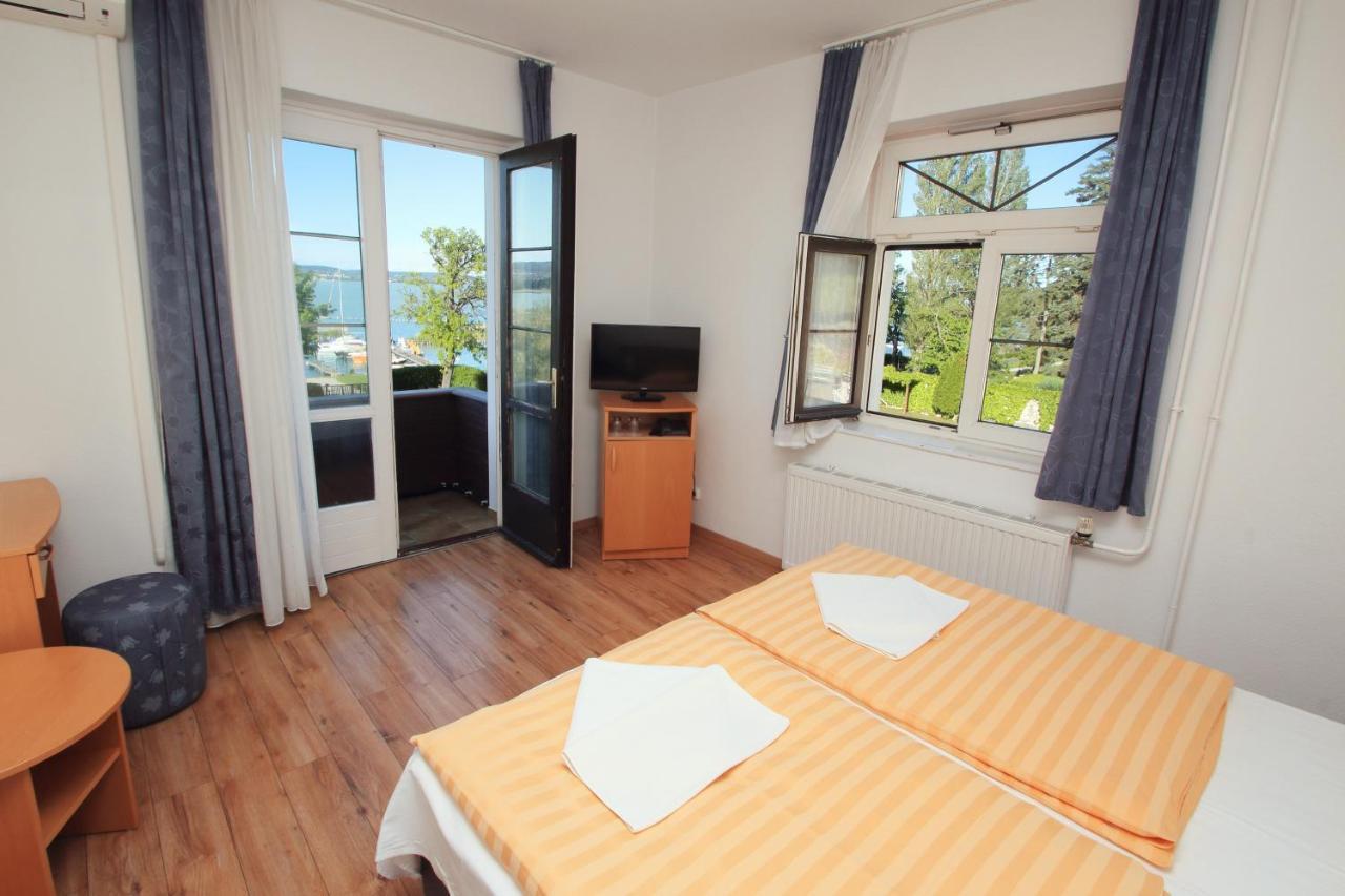 Aquilo Hotel Panorama Tihany Bagian luar foto