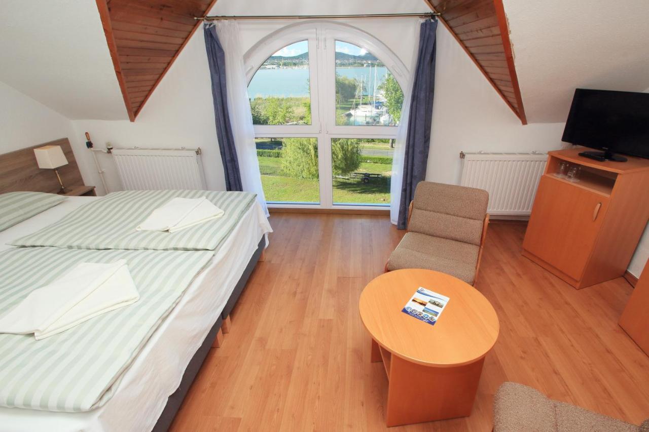 Aquilo Hotel Panorama Tihany Bagian luar foto