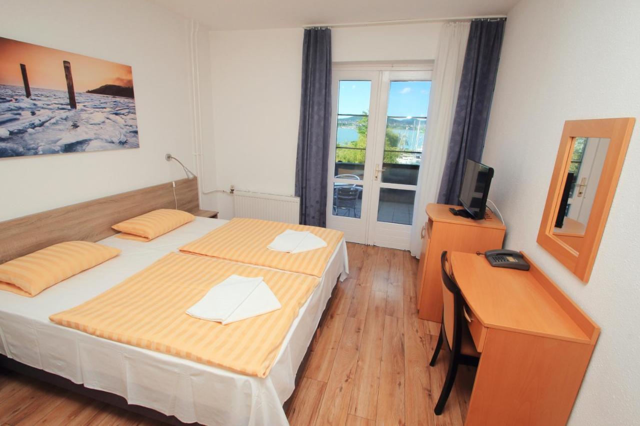 Aquilo Hotel Panorama Tihany Bagian luar foto