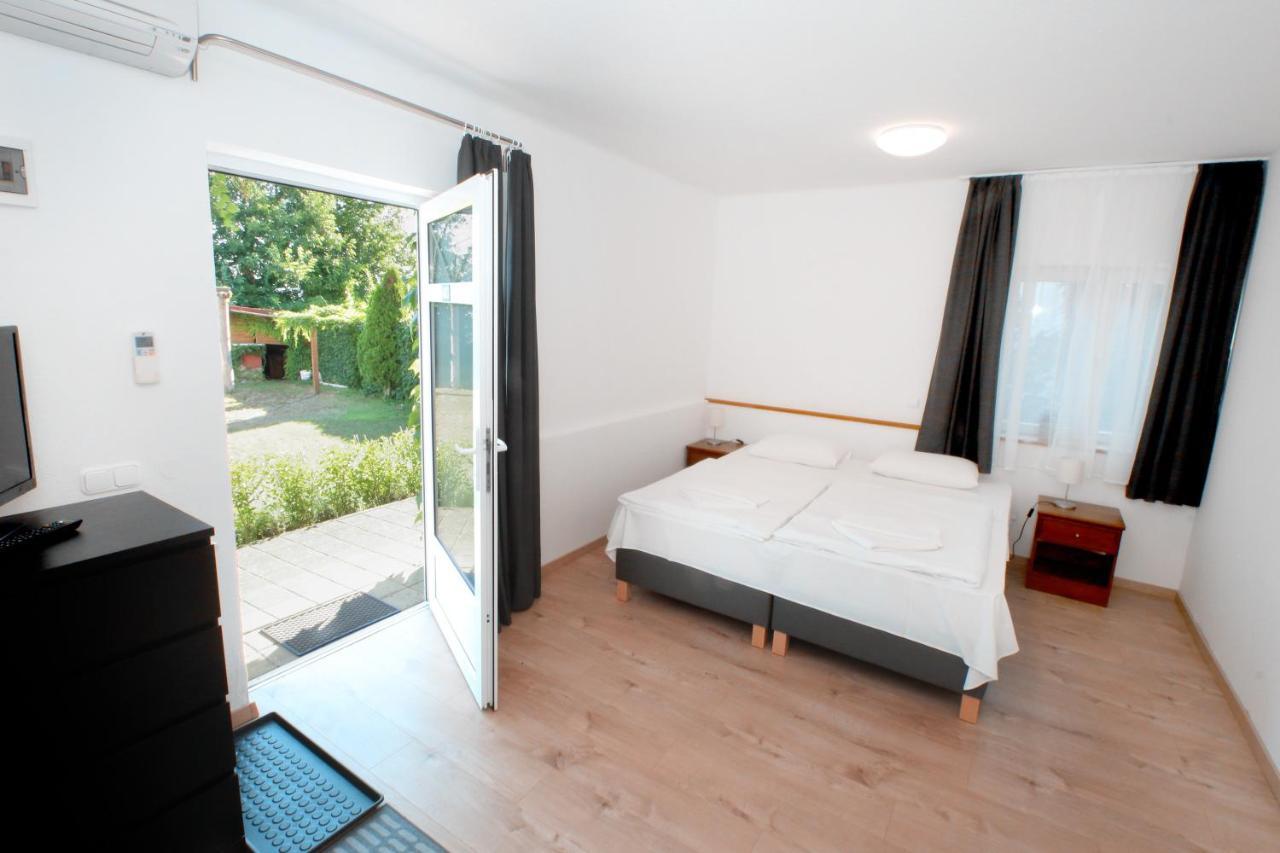 Aquilo Hotel Panorama Tihany Bagian luar foto