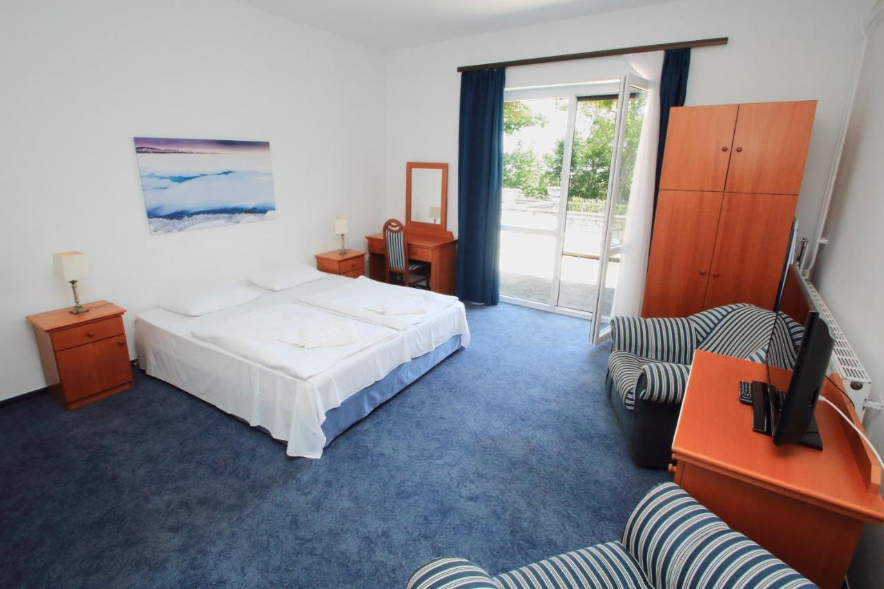 Aquilo Hotel Panorama Tihany Bagian luar foto